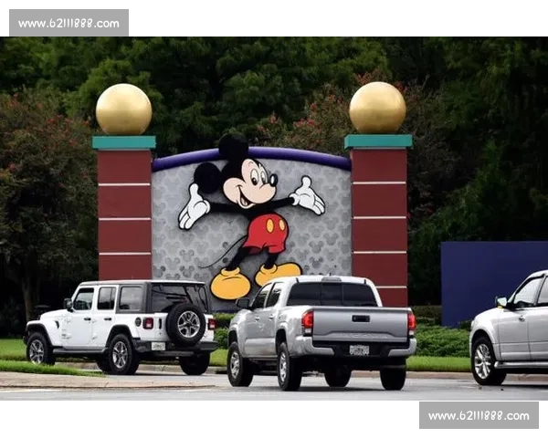 与萌宠蛤蟆共泳!水上乐园惊现免疫力提升新体验 与萌宠蛤蟆共泳!水上乐园惊现免疫力提升新体验